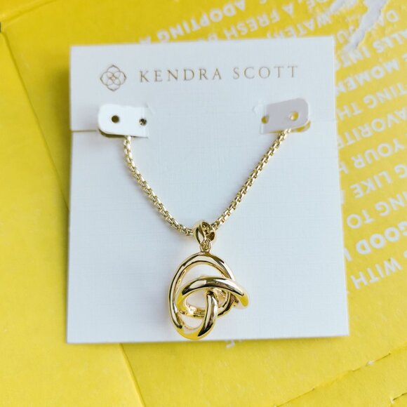 Kendra Scott Jewelry - Kendra Scott Presleigh Love Knot Necklace - Gold